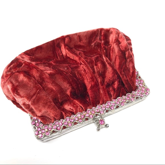 CLARA KASAVINA velvet, Swarovski Crystals clutch - Picture 3 of 9